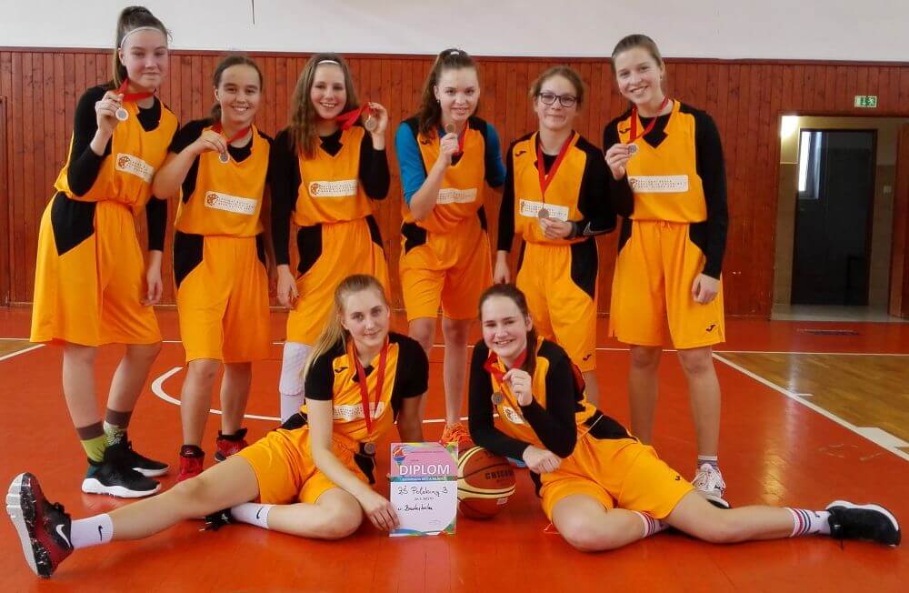 Olympiáda basketbal dívky 3. místo
