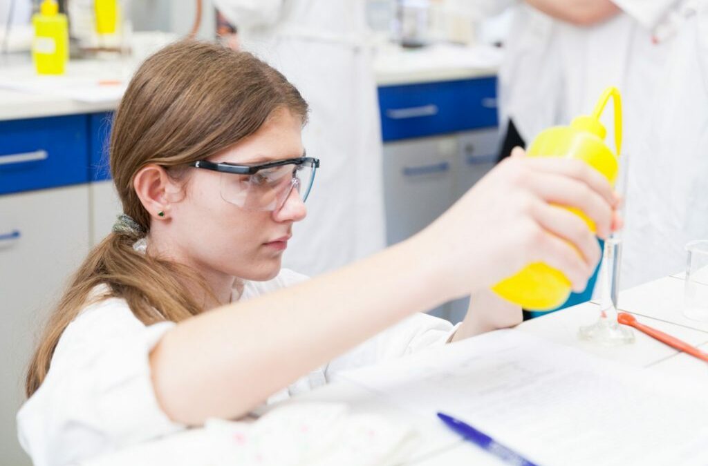Hledáme nejlepšího mladého chemika ČR